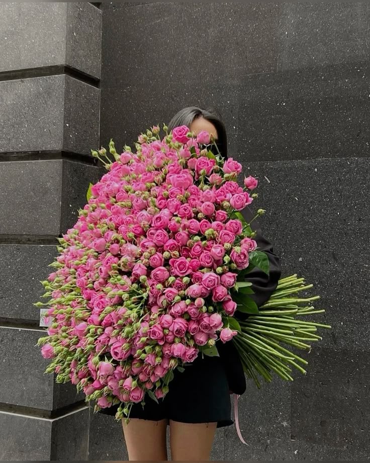 Immense bouquet de roses buisson roses « Barbados »