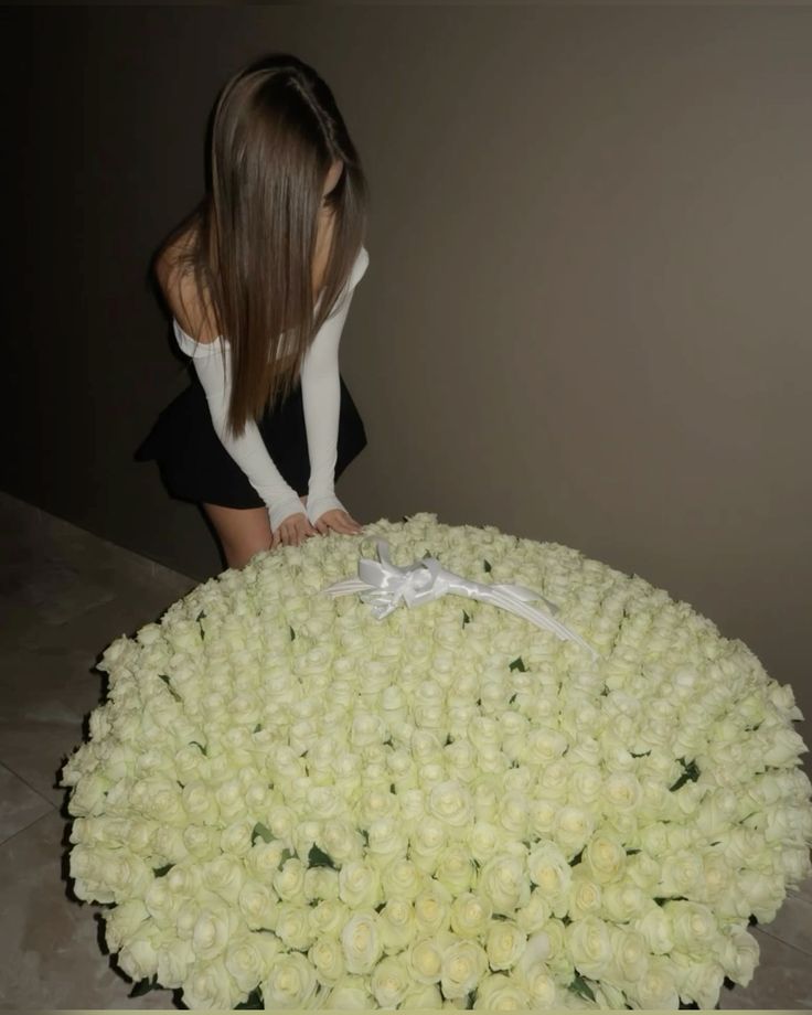 Bouquet colossal de 501 roses blanches « Mondial »